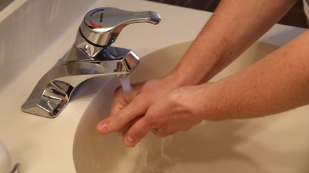 Жители Дмитровского района жалуются на качество воды чаще всех в Подмосковье
